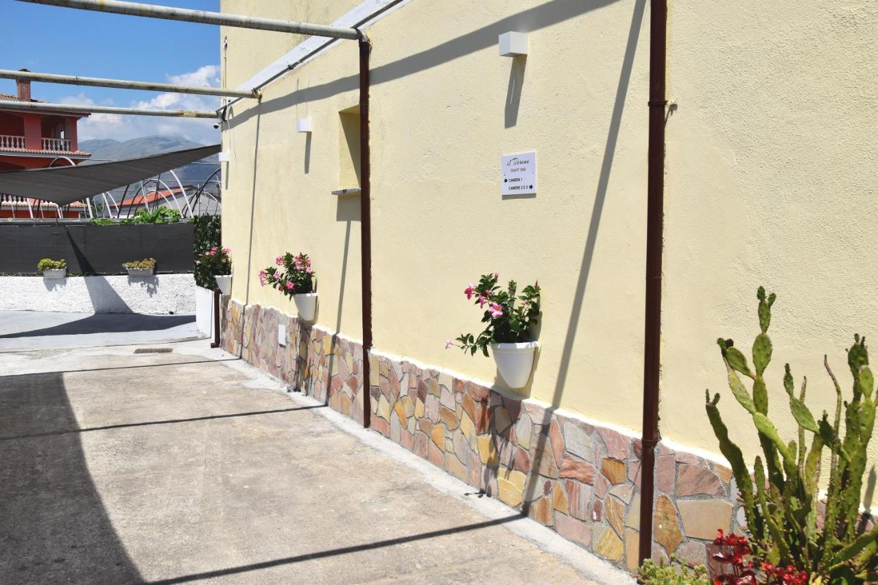 B&B Il Tirreno Cipollina Zewnętrze zdjęcie